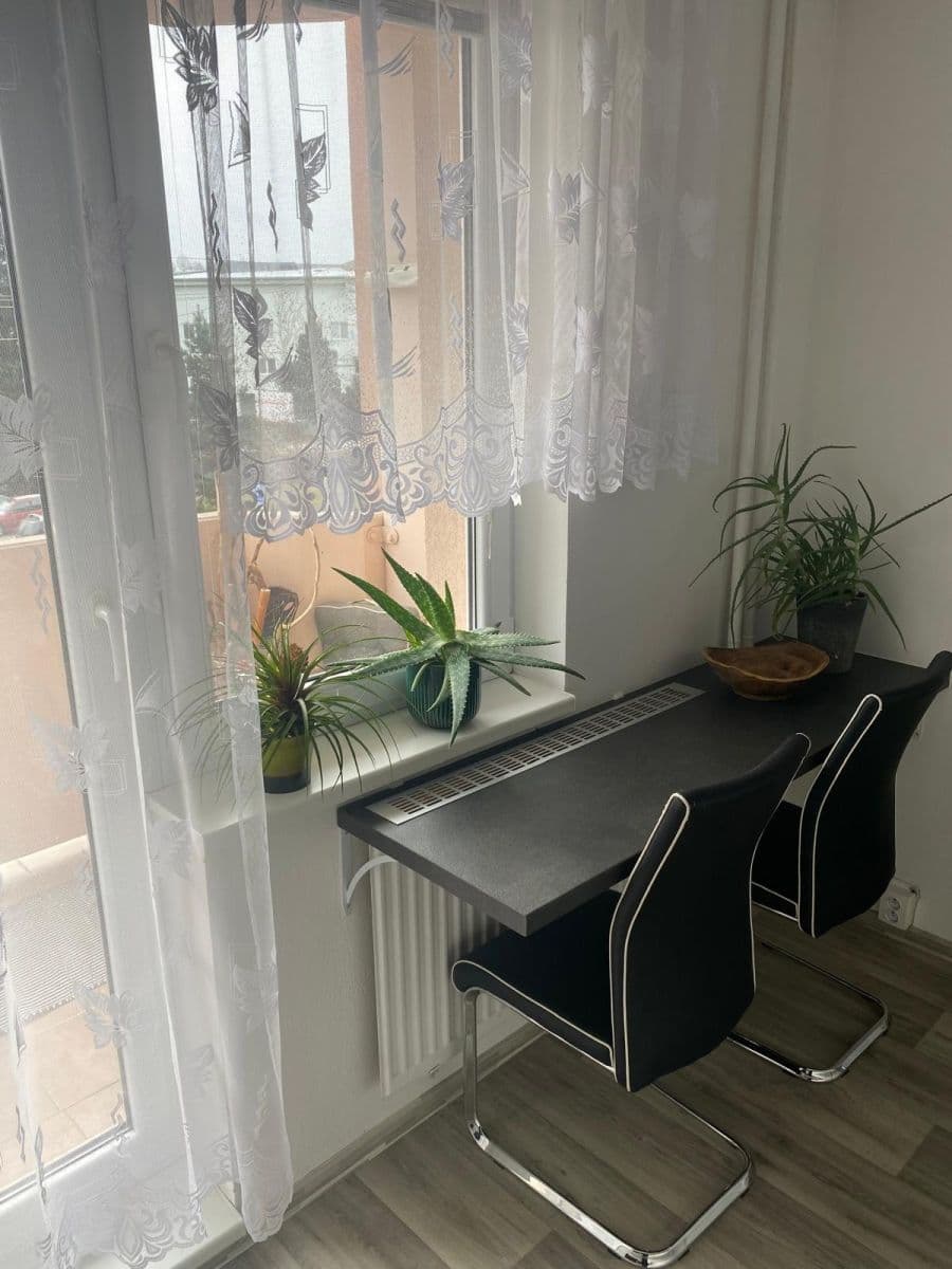 Predaj bytu 3-izbový 67 m², M. Chlajna, České Budějovice, Jihočeský kraj Predaj bytu 3-izbový 67 m², M. Chlajna, České Budějovice, Jihočeský kraj