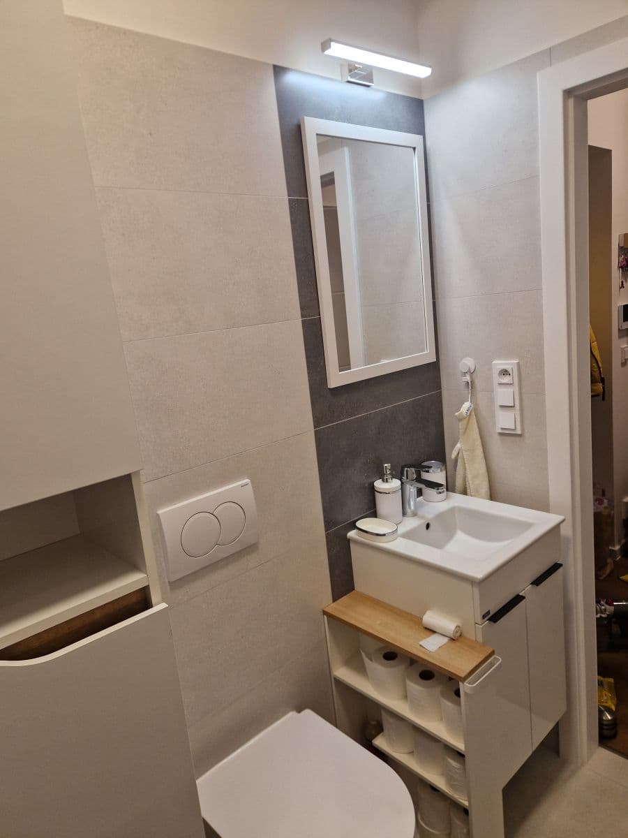 Prenájom bytu 30 m², Na mokřině, Praha, Praha Prenájom bytu 30 m², Na mokřině, Praha, Praha