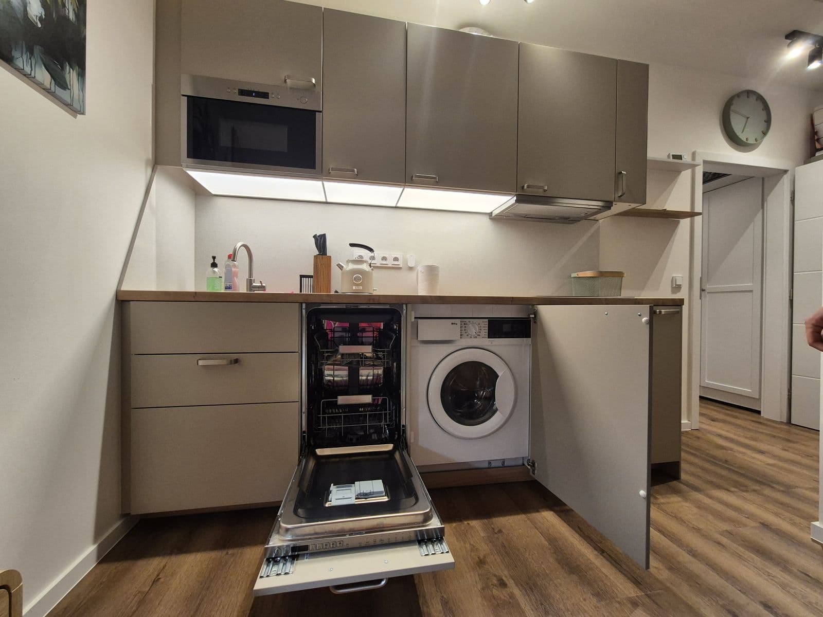 Prenájom bytu 30 m², Na mokřině, Praha, Praha Prenájom bytu 30 m², Na mokřině, Praha, Praha