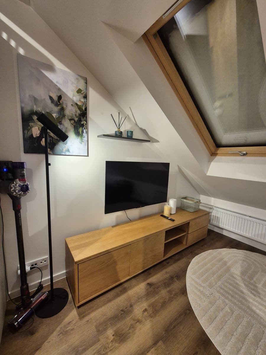 Prenájom bytu 30 m², Na mokřině, Praha, Praha Prenájom bytu 30 m², Na mokřině, Praha, Praha