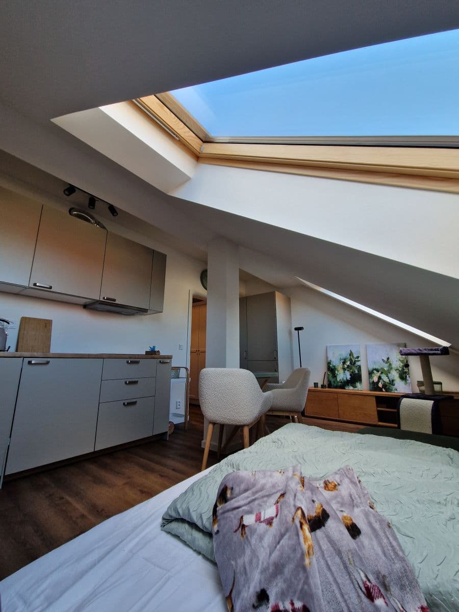 Prenájom bytu 30 m², Na mokřině, Praha, Praha Prenájom bytu 30 m², Na mokřině, Praha, Praha