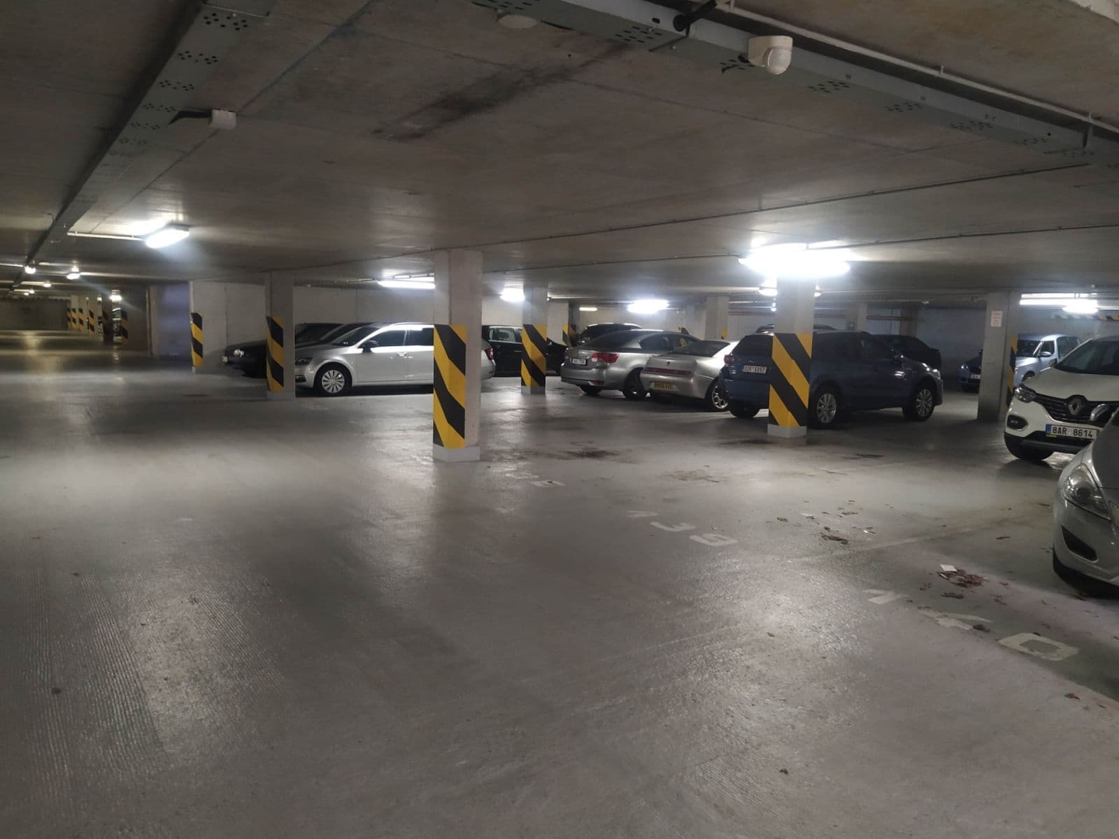 Prenájom garáže 15 m², Randova, Praha, Praha Prenájom garáže 15 m², Randova, Praha, Praha