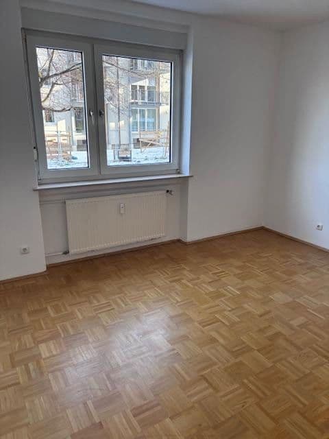 Prenájom bytu 2-izbový 57 m², München, Bavorsko Prenájom bytu 2-izbový 57 m², München, Bavorsko