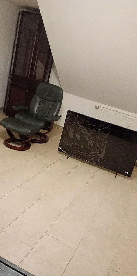 Prenájom bytu 4-izbový 100 m², Hamburg, Hamburg Prenájom bytu 4-izbový 100 m², Hamburg, Hamburg