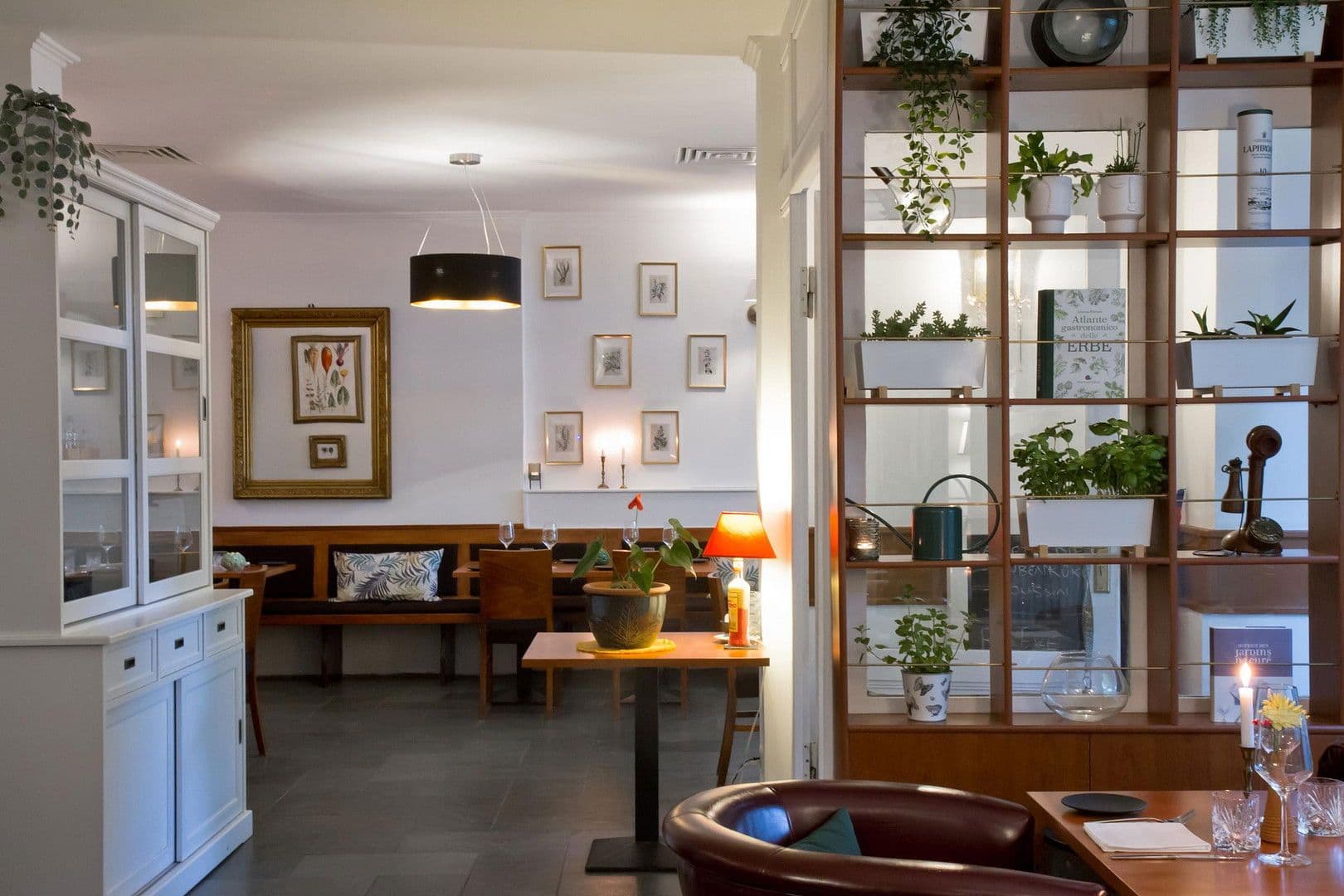 Prenájom nebytového priestoru 130 m², Berlin, Berlín Prenájom nebytového priestoru 130 m², Berlin, Berlín