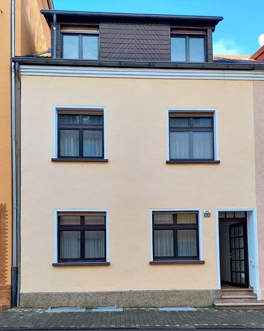 Predaj domu 154 m², pozemek 103 m², Saarbrücken, Sársko Predaj domu 154 m², pozemek 103 m², Saarbrücken, Sársko
