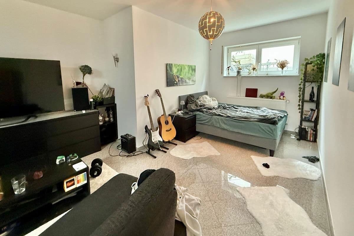 Predaj domu 280 m², pozemek 1.006 m², Neu-Isenburg, Hesensko Predaj domu 280 m², pozemek 1.006 m², Neu-Isenburg, Hesensko