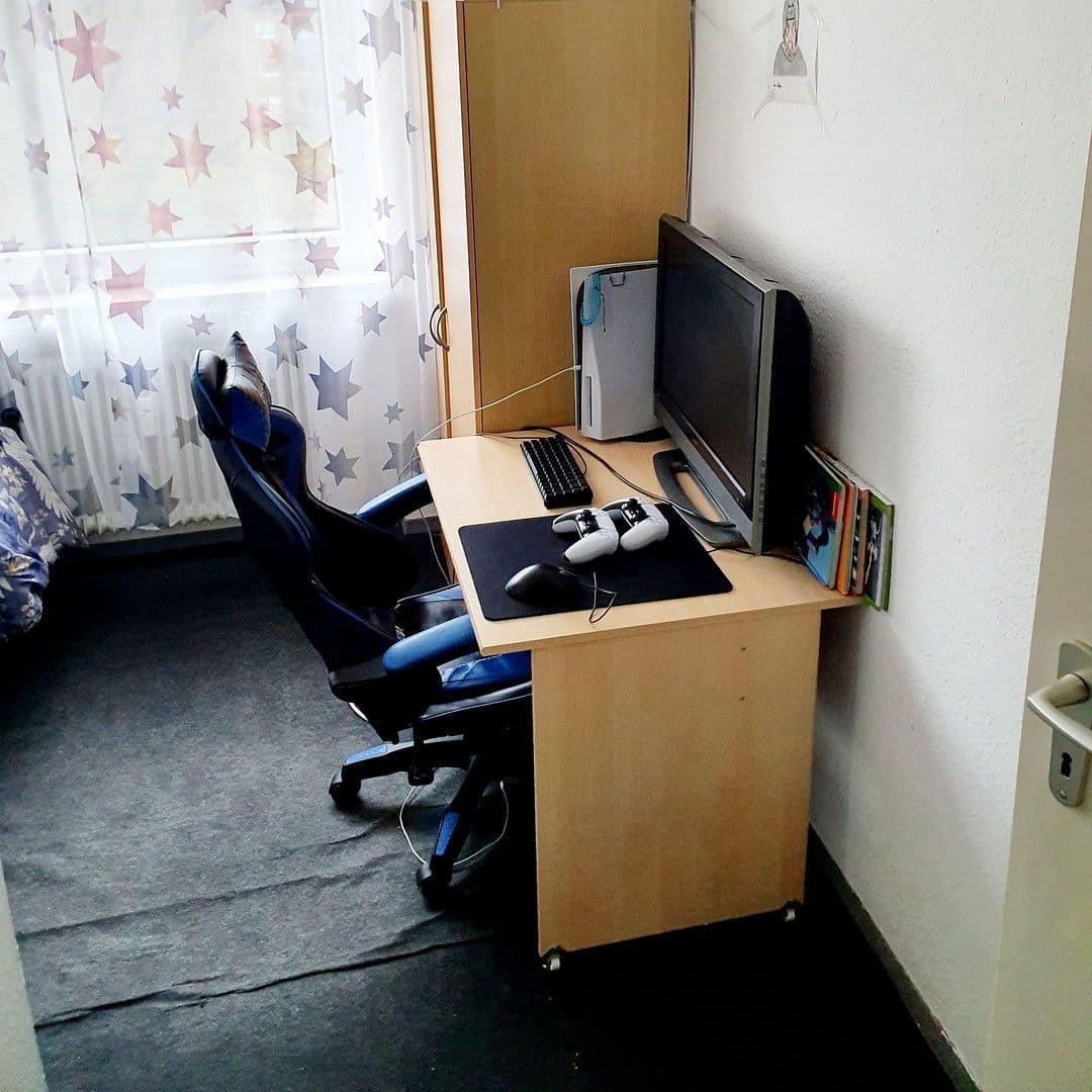 Prenájom bytu 5-izbový 100 m², Pappelstraße 11, Visselhövede, Dolné Sasko Prenájom bytu 5-izbový 100 m², Pappelstraße 11, Visselhövede, Dolné Sasko