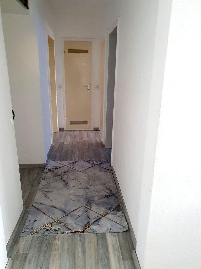 Prenájom bytu 5-izbový 100 m², Pappelstraße 11, Visselhövede, Dolné Sasko Prenájom bytu 5-izbový 100 m², Pappelstraße 11, Visselhövede, Dolné Sasko