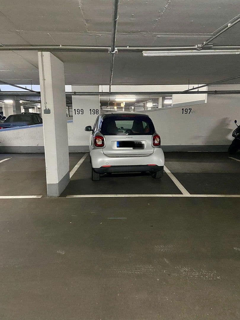 Prenájom garáže, Rosenstein Straße 27-31, Stuttgart Nord, Bádensko-Wurttembersko Prenájom garáže, Rosenstein Straße 27-31, Stuttgart Nord, Bádensko-Wurttembersko