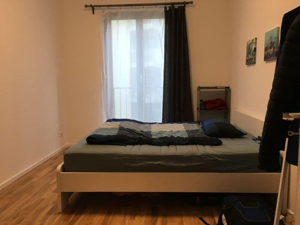 Predaj bytu 3-izbový 89 m², Berlin, Berlín Predaj bytu 3-izbový 89 m², Berlin, Berlín