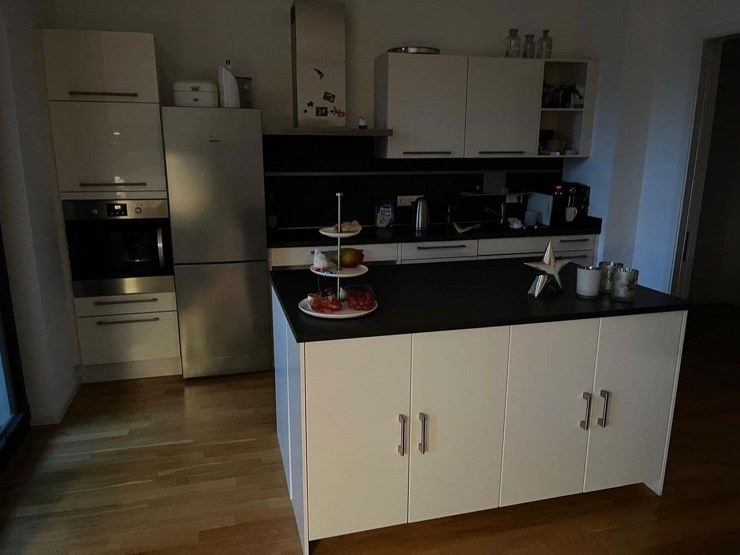 Predaj bytu 3-izbový 89 m², Berlin, Berlín Predaj bytu 3-izbový 89 m², Berlin, Berlín