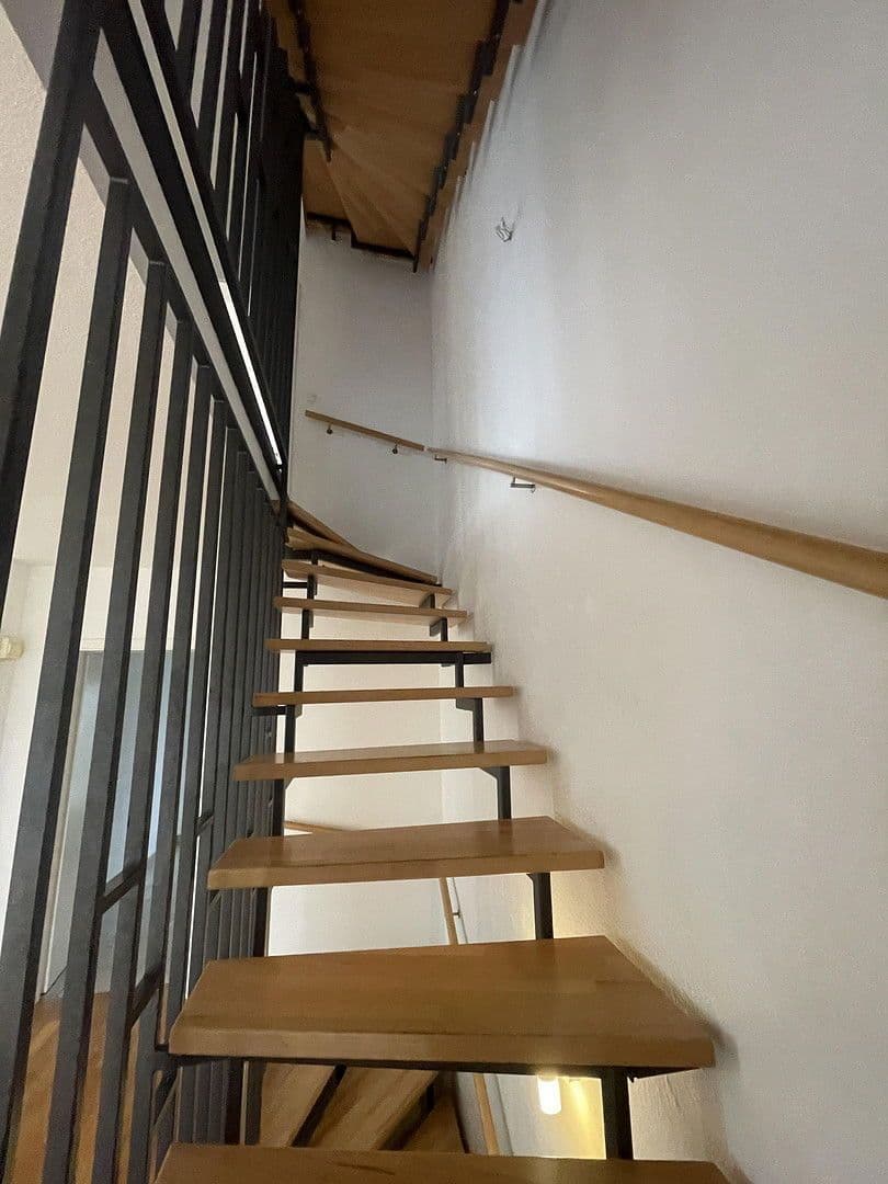 Predaj domu 139 m², pozemek 222 m², Mainz, Porýnie-Falcko Predaj domu 139 m², pozemek 222 m², Mainz, Porýnie-Falcko