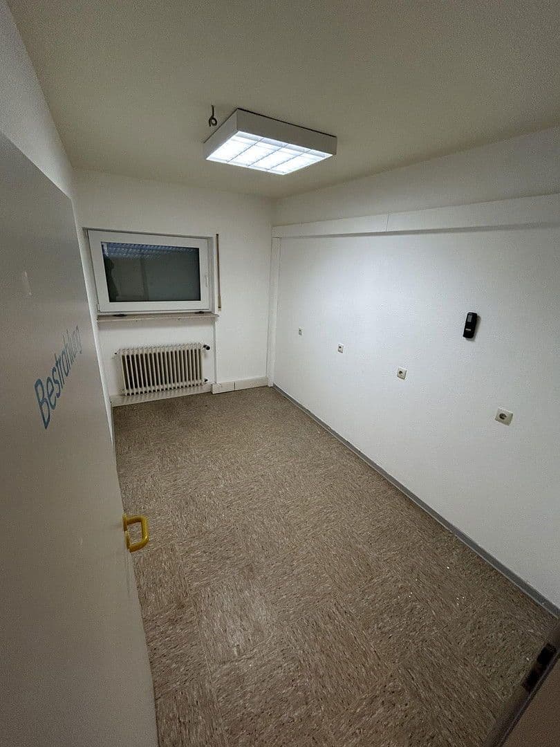 Prenájom kancelárie 250 m², Mutterstadt, Porýnie-Falcko Prenájom kancelárie 250 m², Mutterstadt, Porýnie-Falcko