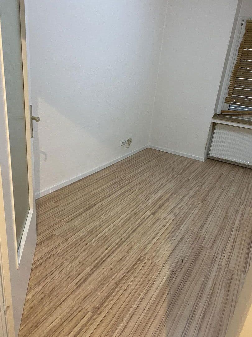 Predaj domu 256 m², pozemek 162 m², Essen, Severné Porýnie - Westfálsko Predaj domu 256 m², pozemek 162 m², Essen, Severné Porýnie - Westfálsko
