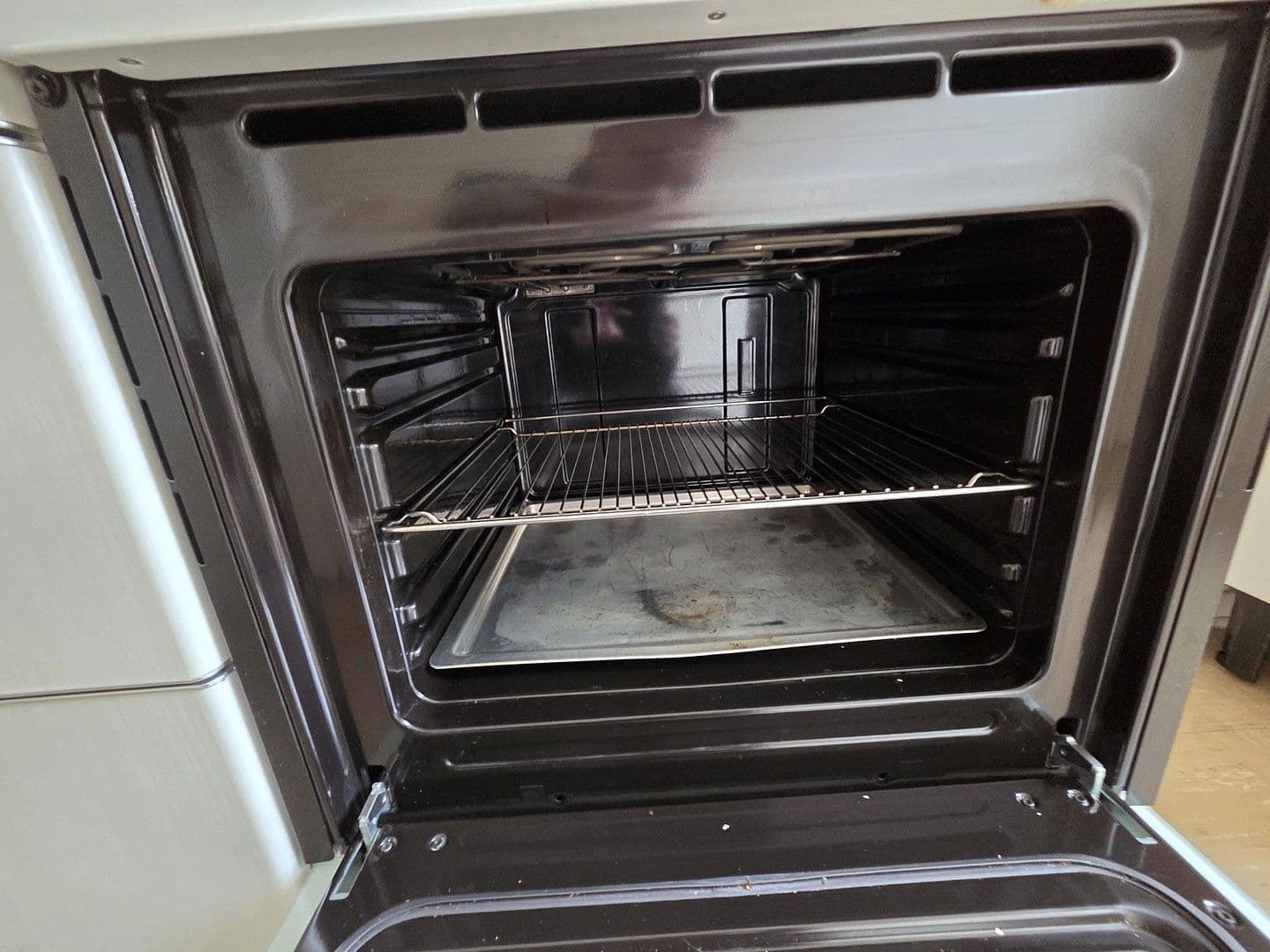 Prenájom bytu 3-izbový 63 m², Brandsheide 13, Mülheim (Ruhr), Severné Porýnie - Westfálsko Prenájom bytu 3-izbový 63 m², Brandsheide 13, Mülheim (Ruhr), Severné Porýnie - Westfálsko