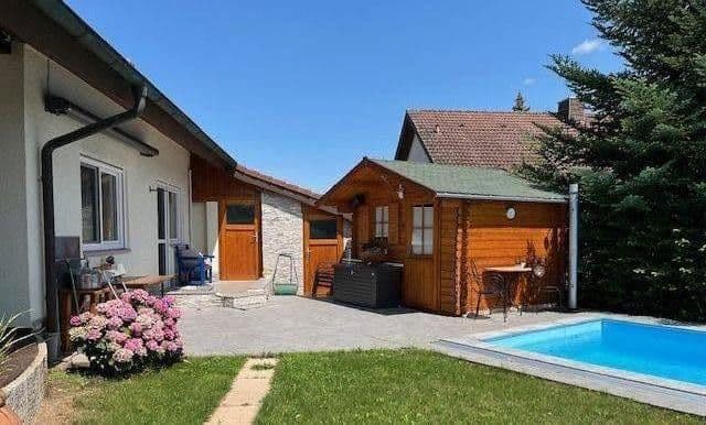 Predaj domu 283 m², pozemek 709 m², Neuenburg am Rhein, Bádensko-Wurttembersko Predaj domu 283 m², pozemek 709 m², Neuenburg am Rhein, Bádensko-Wurttembersko