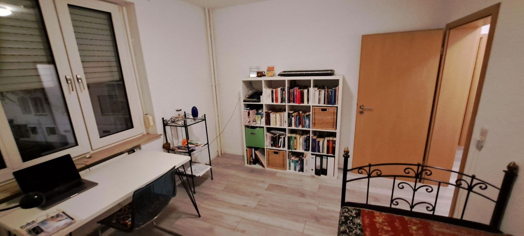 Prenájom bytu 3-izbový 68 m², Rathenaustr., Stuttgart, Bádensko-Wurttembersko Prenájom bytu 3-izbový 68 m², Rathenaustr., Stuttgart, Bádensko-Wurttembersko