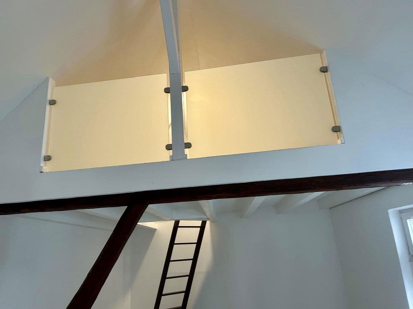 Prenájom bytu 4-izbový 122 m², Butzbach, Hesensko Prenájom bytu 4-izbový 122 m², Butzbach, Hesensko