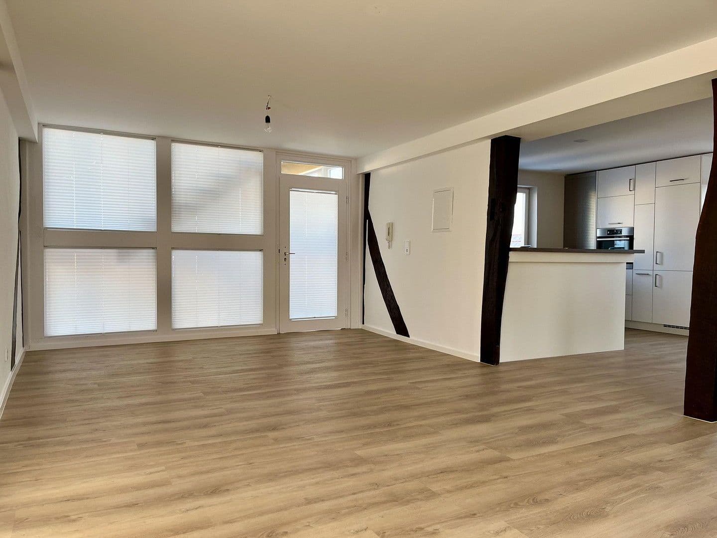 Prenájom bytu 4-izbový 122 m², Butzbach, Hesensko Prenájom bytu 4-izbový 122 m², Butzbach, Hesensko