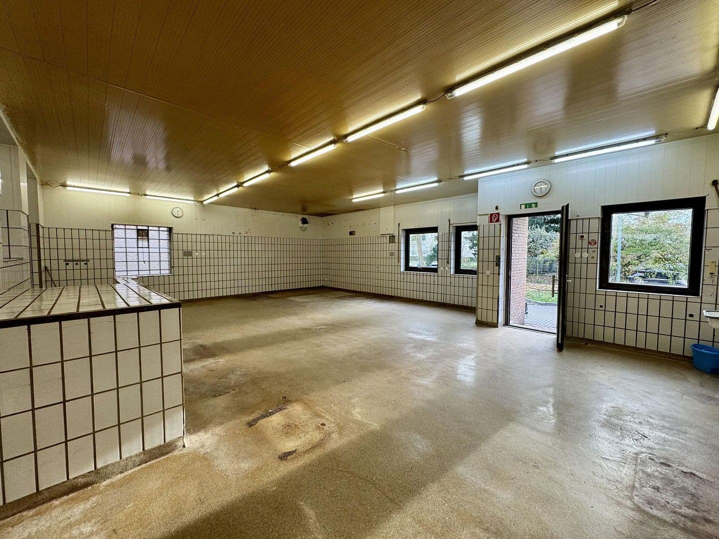 Prenájom nebytového priestoru 260 m², Bochumer Straße 36, Essen, Severné Porýnie - Westfálsko Prenájom nebytového priestoru 260 m², Bochumer Straße 36, Essen, Severné Porýnie - Westfálsko