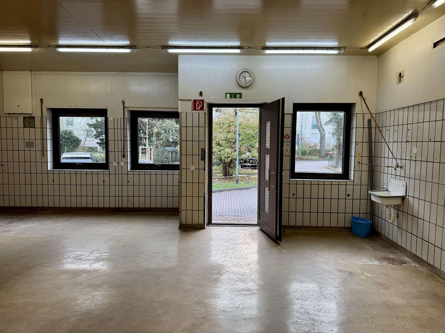 Prenájom nebytového priestoru 260 m², Bochumer Straße 36, Essen, Severné Porýnie - Westfálsko Prenájom nebytového priestoru 260 m², Bochumer Straße 36, Essen, Severné Porýnie - Westfálsko