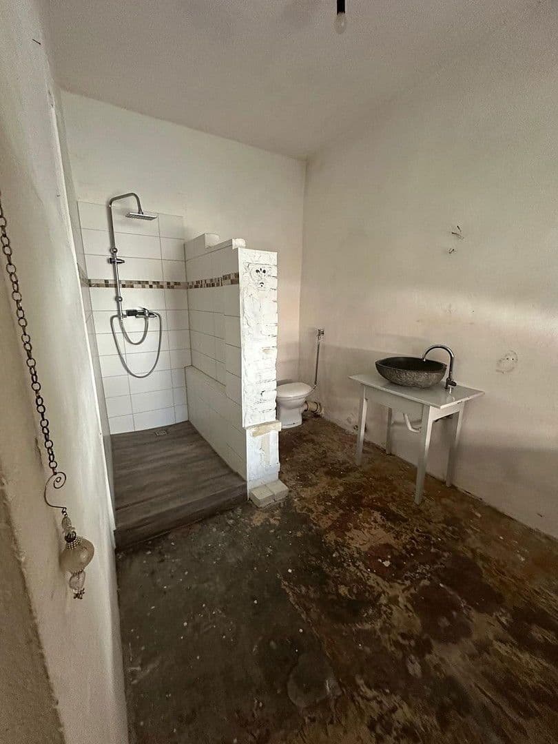 Predaj domu 212 m², pozemek 906 m², Bahnhofstraße 3, Gangkofen, Bavorsko Predaj domu 212 m², pozemek 906 m², Bahnhofstraße 3, Gangkofen, Bavorsko