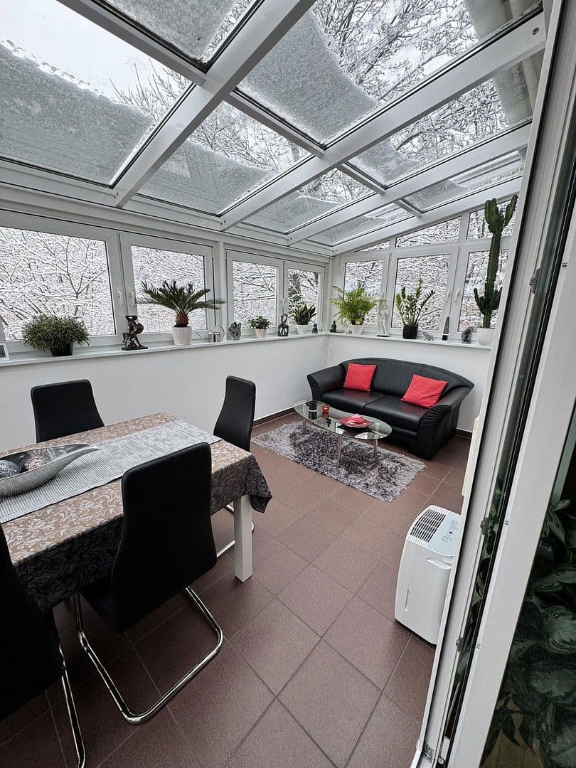 Predaj bytu 3-izbový 100 m², Königstein im Taunus, Hesensko Predaj bytu 3-izbový 100 m², Königstein im Taunus, Hesensko