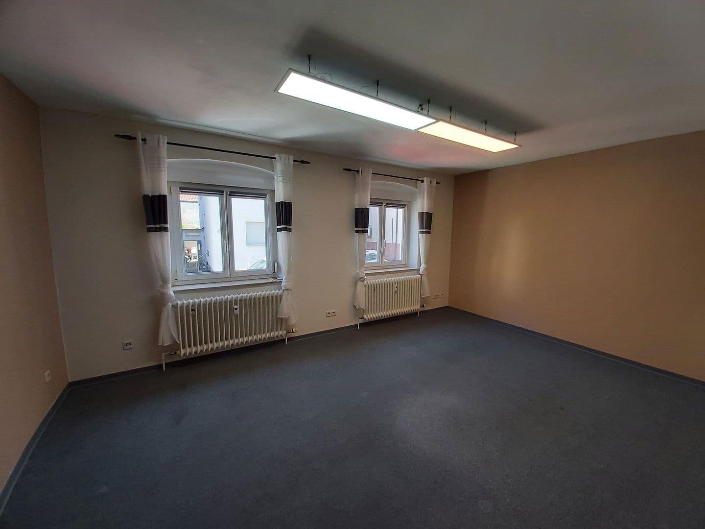 Prenájom bytu 3-izbový 68 m², Bebelstr. 22, Kornwestheim, Bádensko-Wurttembersko Prenájom bytu 3-izbový 68 m², Bebelstr. 22, Kornwestheim, Bádensko-Wurttembersko