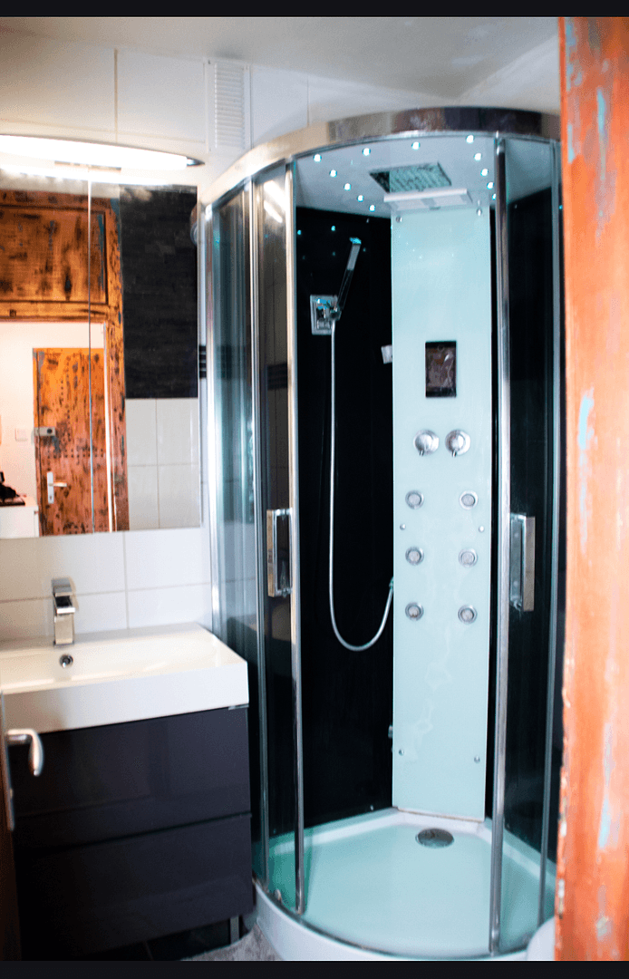 Prenájom bytu 1-izbový 39 m², Sparkassenplatz, Linz, Horné Rakúsko Prenájom bytu 1-izbový 39 m², Sparkassenplatz, Linz, Horné Rakúsko