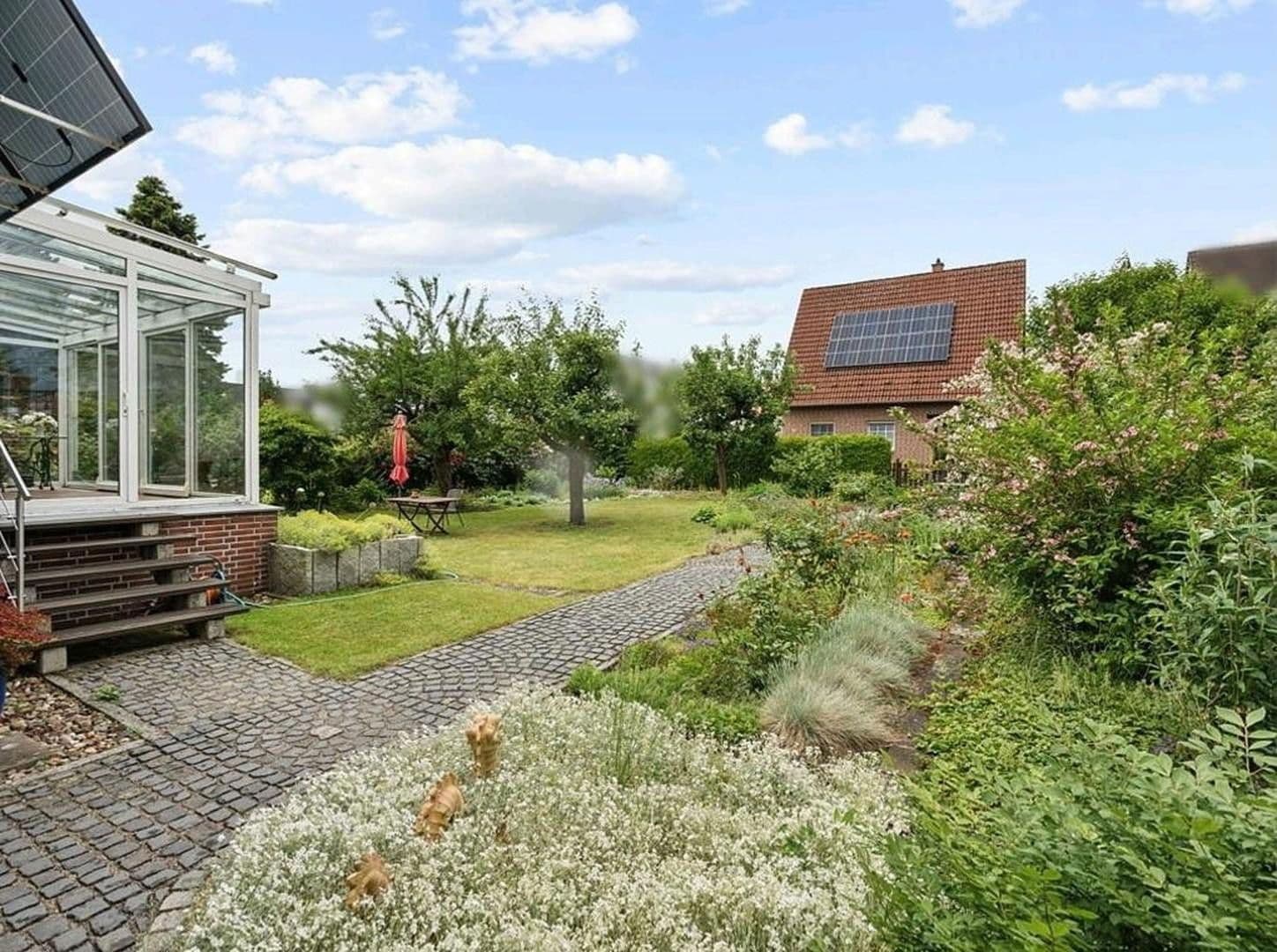 Predaj domu 145 m², pozemek 592 m², Hannover, Dolné Sasko Predaj domu 145 m², pozemek 592 m², Hannover, Dolné Sasko