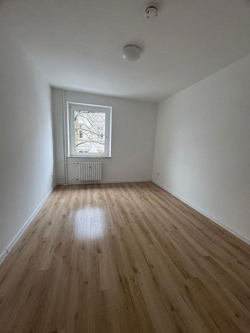 Prenájom bytu 3-izbový 85 m², Freiligrathstr. 72, Witten, Severné Porýnie - Westfálsko Prenájom bytu 3-izbový 85 m², Freiligrathstr. 72, Witten, Severné Porýnie - Westfálsko