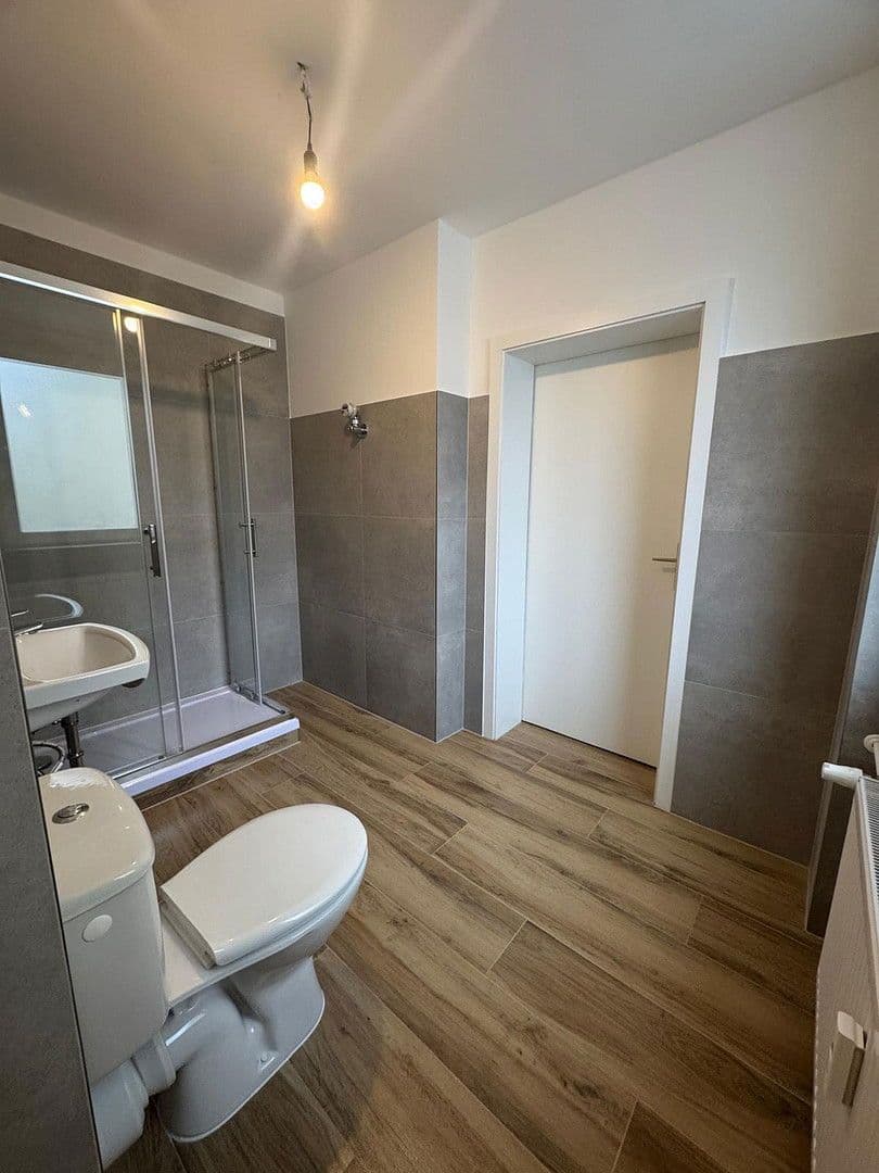 Prenájom bytu 3-izbový 85 m², Freiligrathstr. 72, Witten, Severné Porýnie - Westfálsko Prenájom bytu 3-izbový 85 m², Freiligrathstr. 72, Witten, Severné Porýnie - Westfálsko