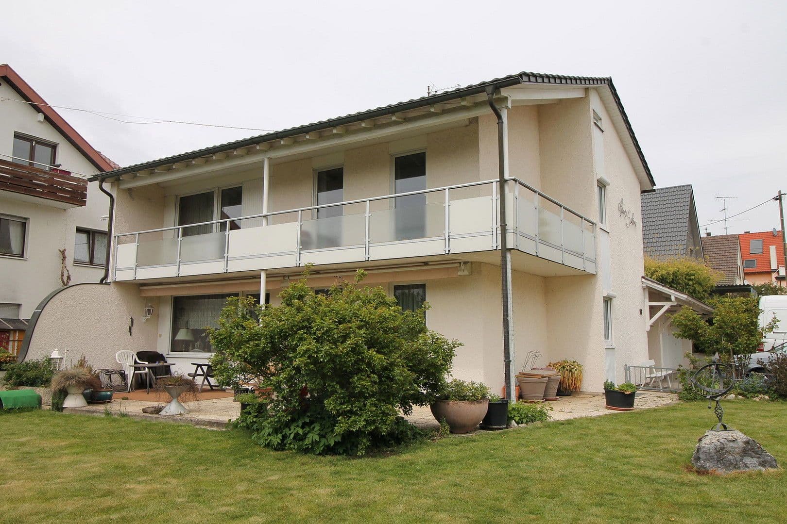 Predaj domu 138 m², pozemek 716 m², Grüner Weg 19, Stetten, Bádensko-Wurttembersko Predaj domu 138 m², pozemek 716 m², Grüner Weg 19, Stetten, Bádensko-Wurttembersko