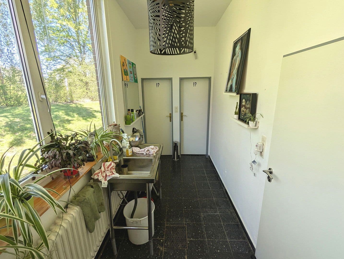 Prenájom nebytového priestoru 300 m², Oberzwehrener Straße 2-4, Baunatal, Hesensko Prenájom nebytového priestoru 300 m², Oberzwehrener Straße 2-4, Baunatal, Hesensko