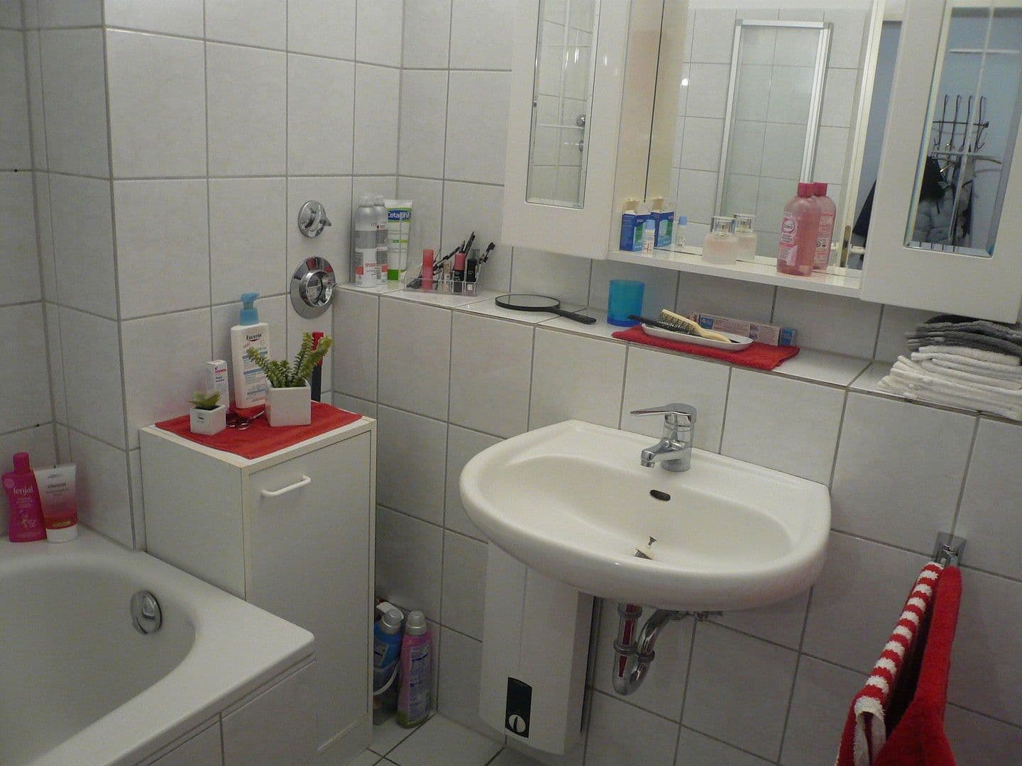 Prenájom bytu 2-izbový 69 m², Hauptstraße 284b, Heiligenhaus, Severné Porýnie - Westfálsko Prenájom bytu 2-izbový 69 m², Hauptstraße 284b, Heiligenhaus, Severné Porýnie - Westfálsko