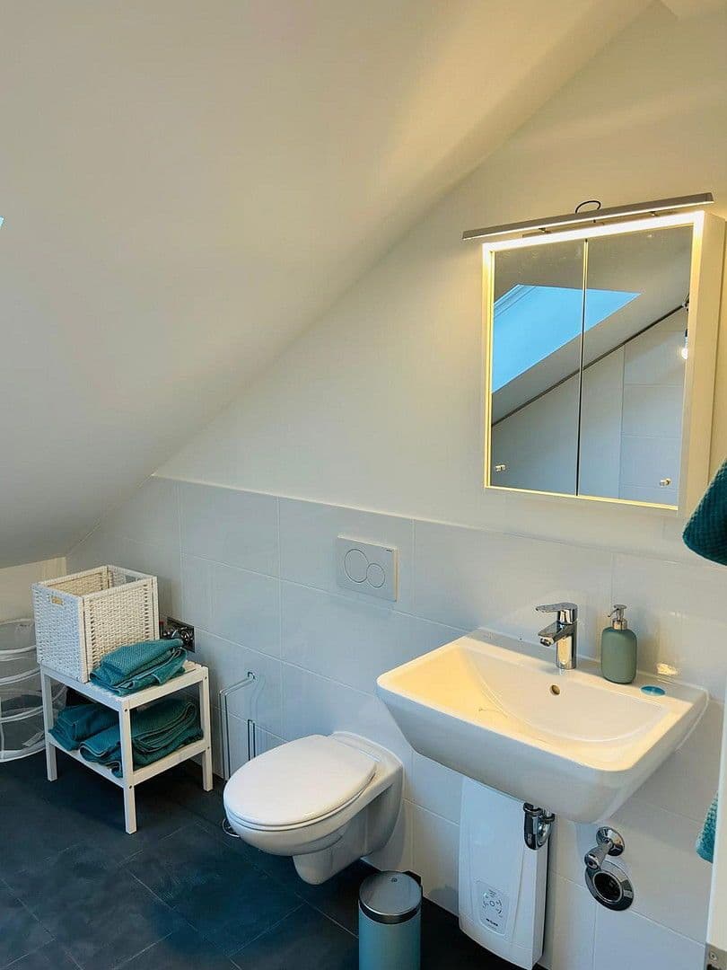 Prenájom bytu 3-izbový 87 m², Borsteler Chaussee 177, Hamburg, Hamburg Prenájom bytu 3-izbový 87 m², Borsteler Chaussee 177, Hamburg, Hamburg