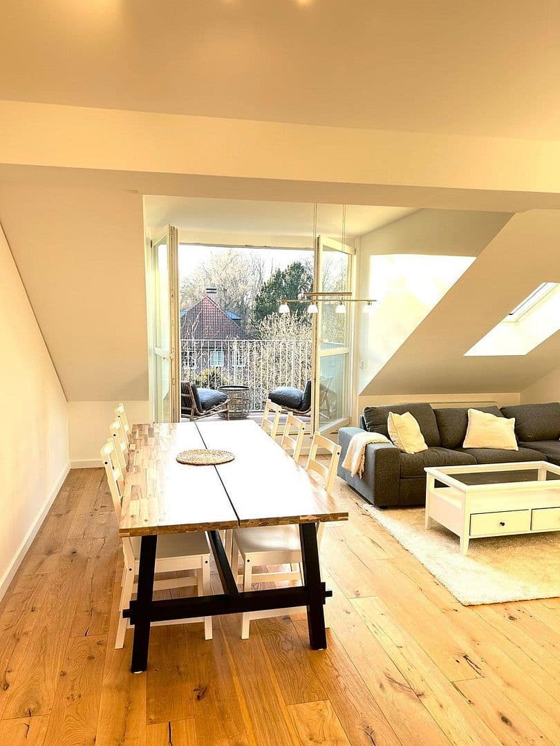 Prenájom bytu 3-izbový 87 m², Borsteler Chaussee 177, Hamburg, Hamburg Prenájom bytu 3-izbový 87 m², Borsteler Chaussee 177, Hamburg, Hamburg