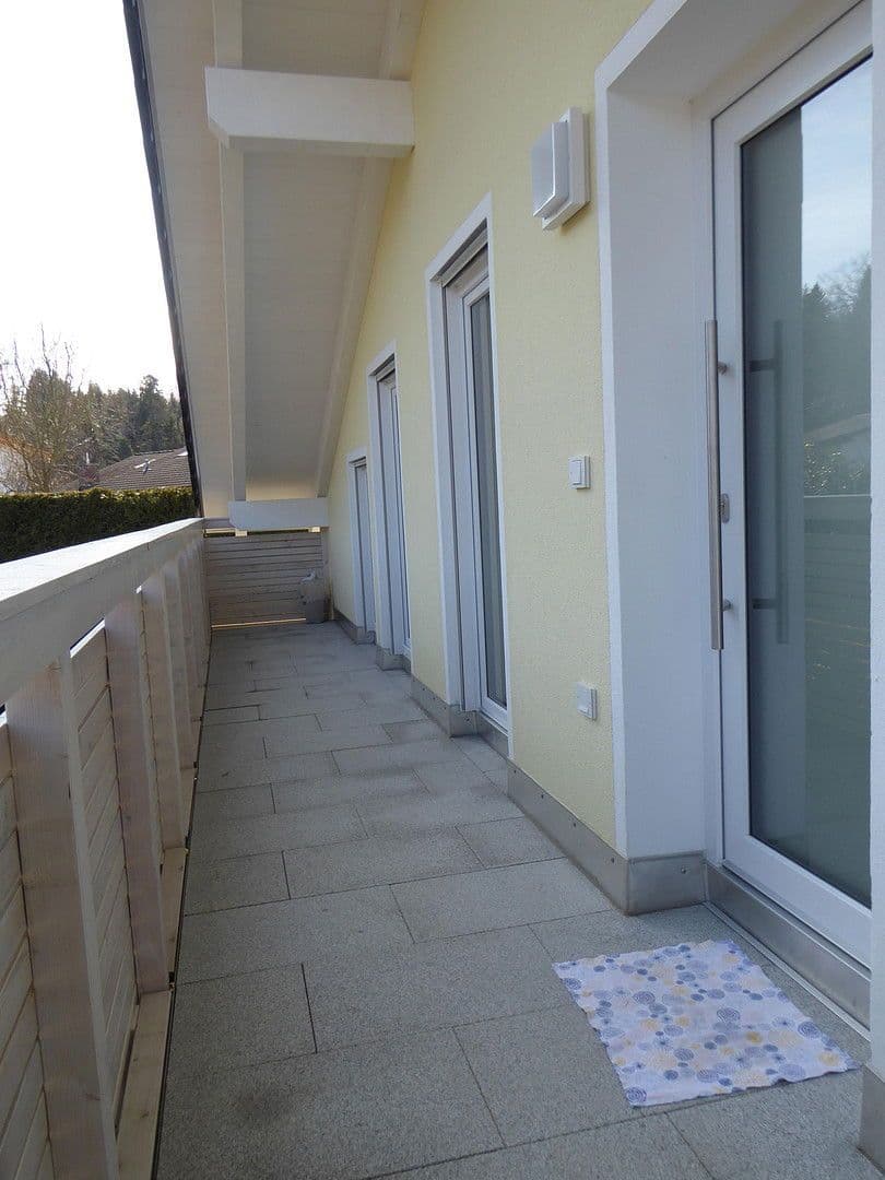 Prenájom bytu 3-izbový 75 m², Grabenstätt, Bavorsko Prenájom bytu 3-izbový 75 m², Grabenstätt, Bavorsko