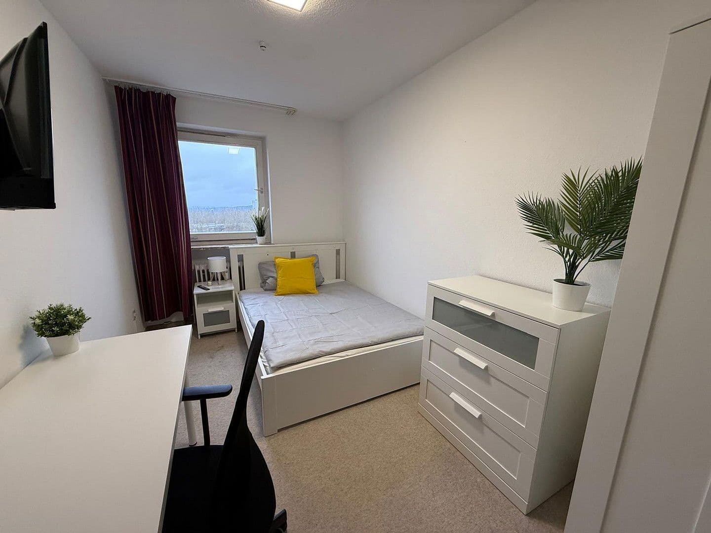 Prenájom bytu 3-izbový 79 m², Würzburger Ring 35, Erlangen, Bavorsko Prenájom bytu 3-izbový 79 m², Würzburger Ring 35, Erlangen, Bavorsko