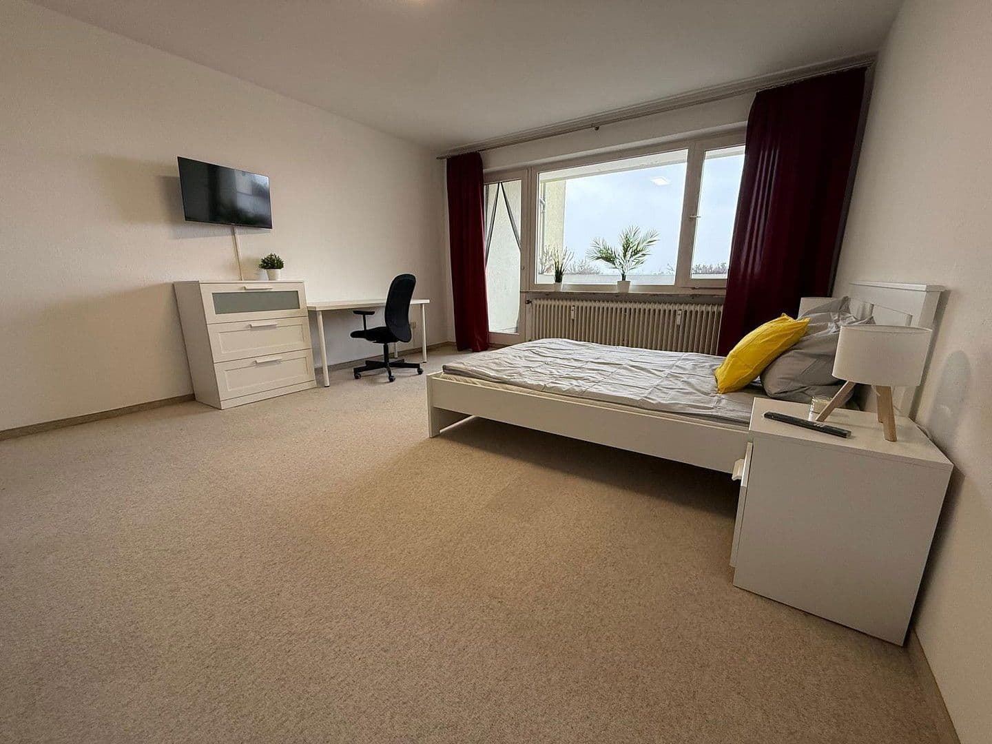 Prenájom bytu 3-izbový 79 m², Würzburger Ring 35, Erlangen, Bavorsko Prenájom bytu 3-izbový 79 m², Würzburger Ring 35, Erlangen, Bavorsko