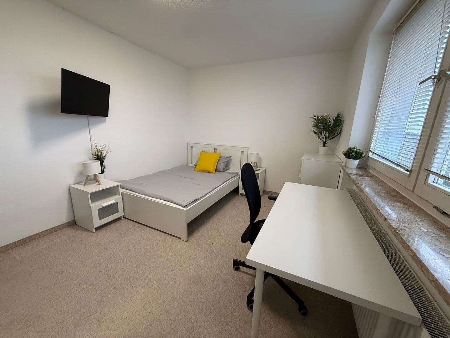 Prenájom bytu 3-izbový 79 m², Würzburger Ring 35, Erlangen, Bavorsko Prenájom bytu 3-izbový 79 m², Würzburger Ring 35, Erlangen, Bavorsko