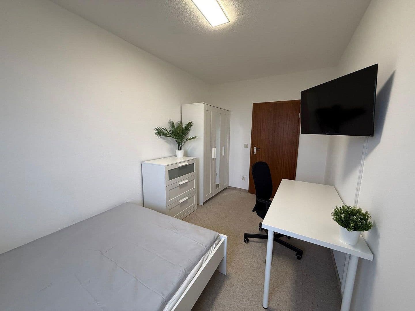 Prenájom bytu 3-izbový 79 m², Würzburger Ring 35, Erlangen, Bavorsko Prenájom bytu 3-izbový 79 m², Würzburger Ring 35, Erlangen, Bavorsko