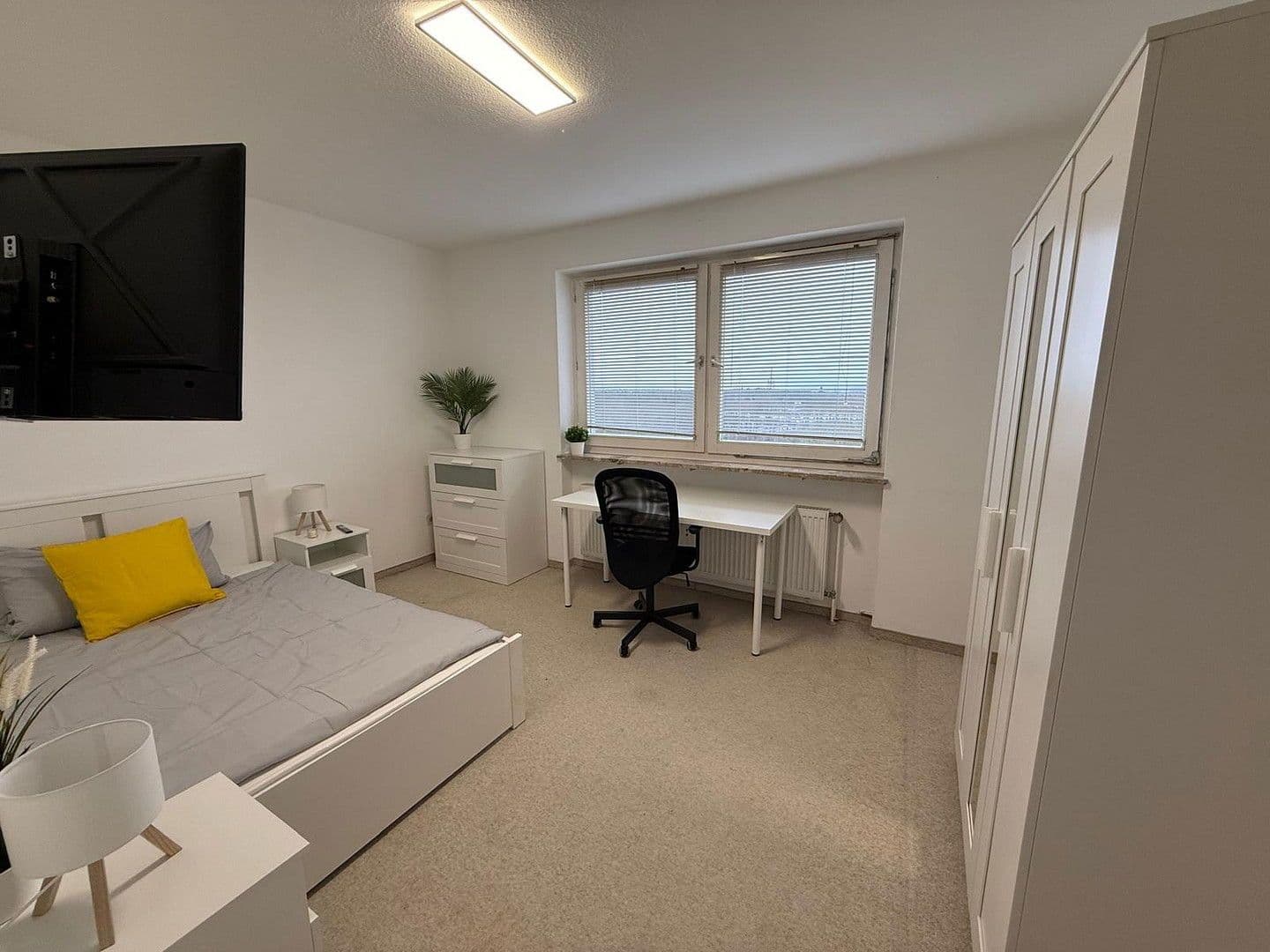 Prenájom bytu 3-izbový 79 m², Würzburger Ring 35, Erlangen, Bavorsko Prenájom bytu 3-izbový 79 m², Würzburger Ring 35, Erlangen, Bavorsko