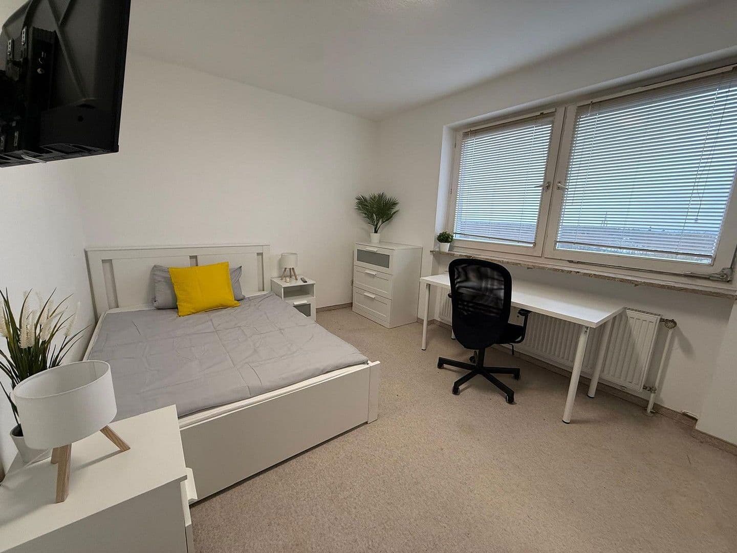 Prenájom bytu 3-izbový 79 m², Würzburger Ring 35, Erlangen, Bavorsko Prenájom bytu 3-izbový 79 m², Würzburger Ring 35, Erlangen, Bavorsko