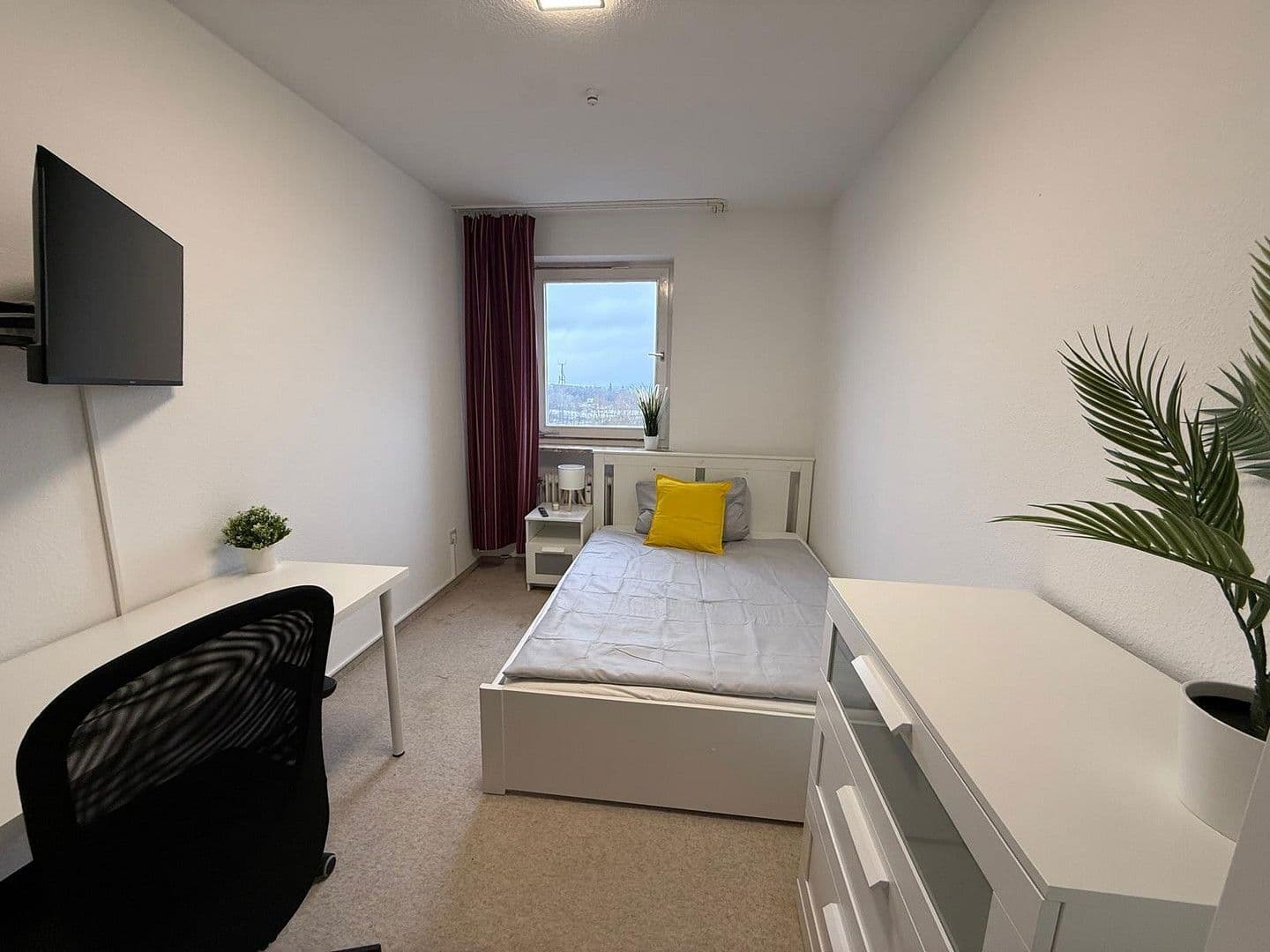 Prenájom bytu 3-izbový 79 m², Würzburger Ring 35, Erlangen, Bavorsko Prenájom bytu 3-izbový 79 m², Würzburger Ring 35, Erlangen, Bavorsko