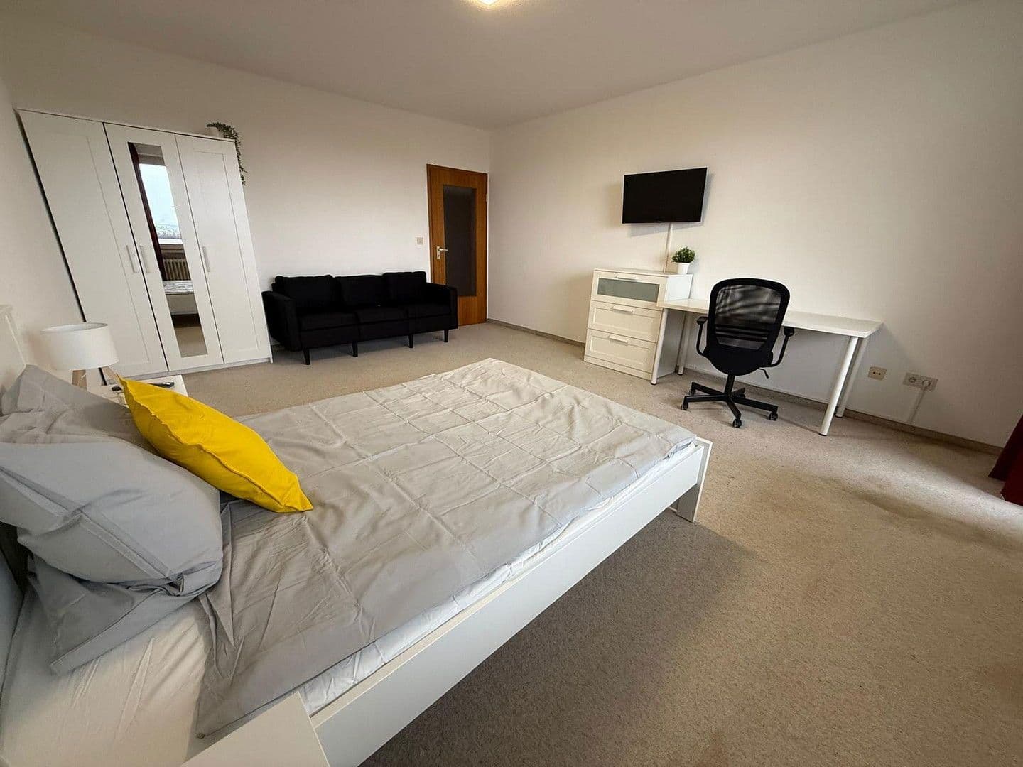 Prenájom bytu 3-izbový 79 m², Würzburger Ring 35, Erlangen, Bavorsko Prenájom bytu 3-izbový 79 m², Würzburger Ring 35, Erlangen, Bavorsko