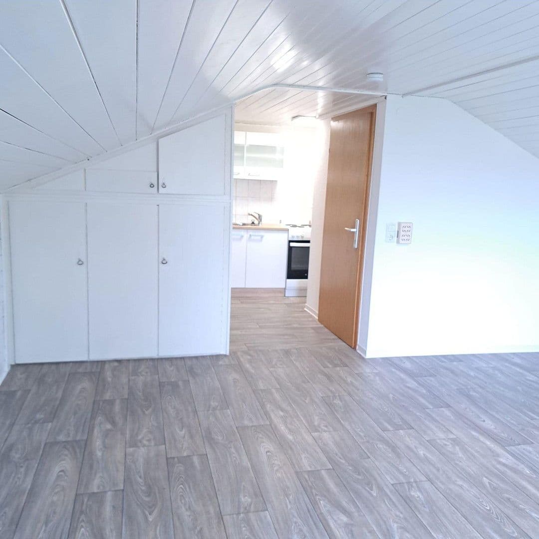 Prenájom bytu 1-izbový 28 m², Luschendorfer Straße Nr. 1, Schürsdorf, Šlezvicko-Holštajnsko Prenájom bytu 1-izbový 28 m², Luschendorfer Straße Nr. 1, Schürsdorf, Šlezvicko-Holštajnsko