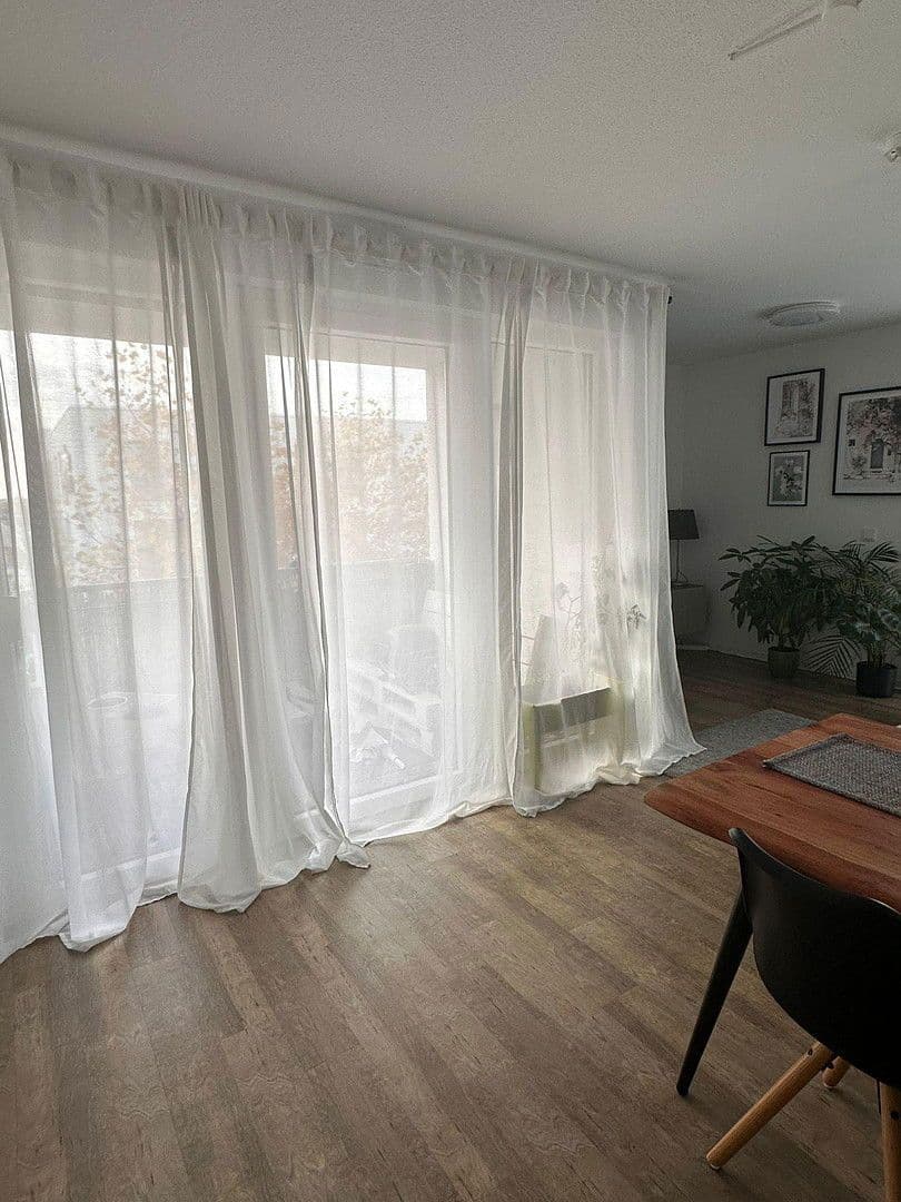 Prenájom bytu 3-izbový 71 m², Aristide-Briand-Str. 2, Herzogenaurach, Bavorsko Prenájom bytu 3-izbový 71 m², Aristide-Briand-Str. 2, Herzogenaurach, Bavorsko