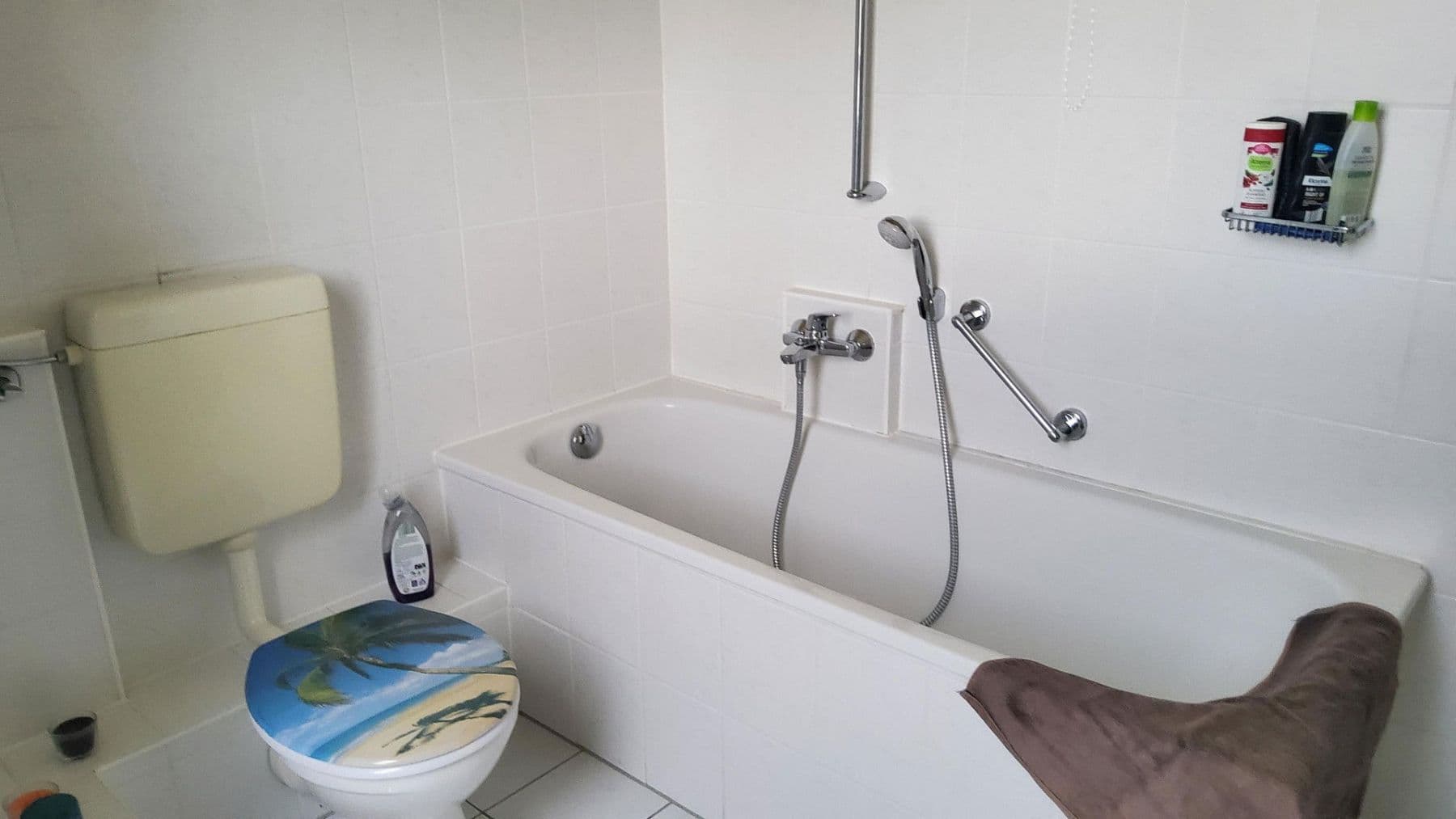 Prenájom bytu 1-izbový 40 m², Birkenallee 4, Dessau-Roßlau, Sasko-Anhaltsko Prenájom bytu 1-izbový 40 m², Birkenallee 4, Dessau-Roßlau, Sasko-Anhaltsko